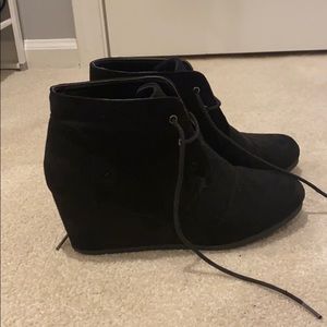 Black suede Pierre Dumas wedges
